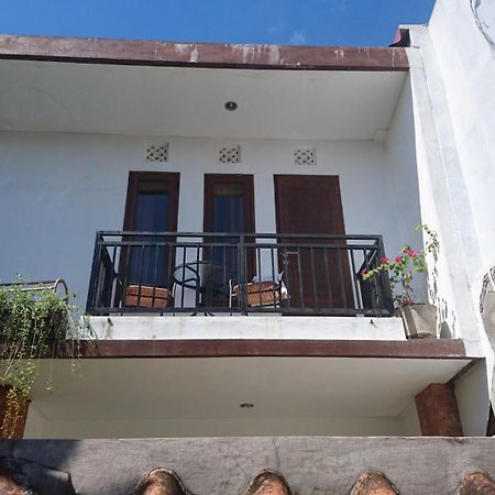 Merpati - Studios Sanur Kültér fotó
